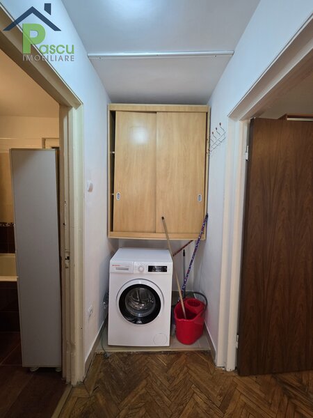 Piata Sudului, Obregia, 2 camere, cf. 1, 52 mpu, etaj 3